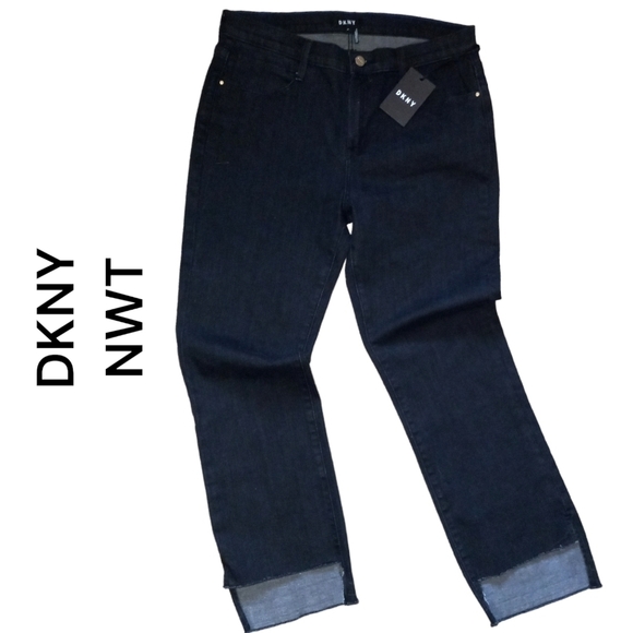 NWT DKNY Cropped Jeans Raw Hem Able To Cuff Mid-Rise Jeans Black Size 10 - Picture 5 of 7